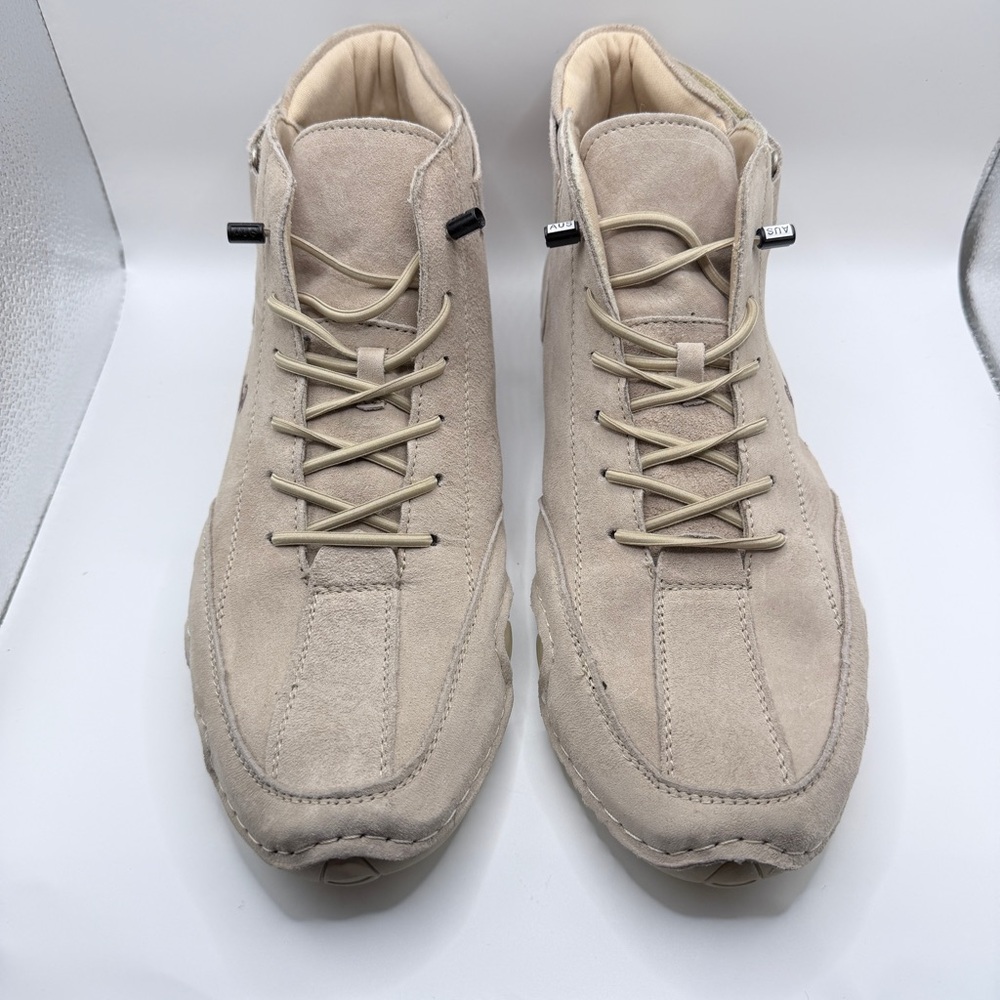 Men's DBeck Explorer series suede boots.